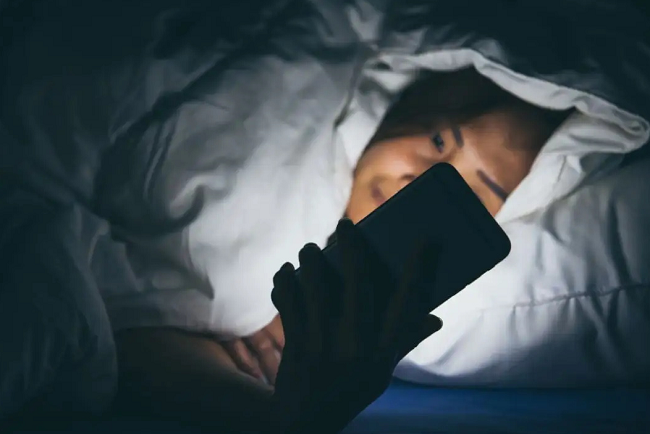 夜间保湿不踩坑：从清洁到锁水的完整方案